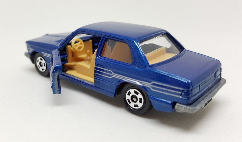 Illustration for article titled LaLD Car Week: Teutonic Tuesday - Tomica BMW 320i
